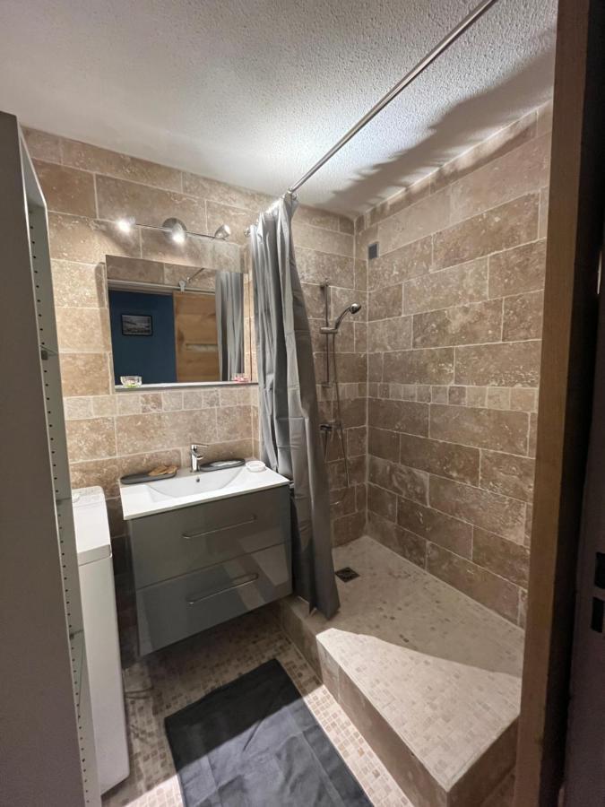 Logement Renove Avec Mobilier 2023 Lejlighed Avignon Eksteriør billede