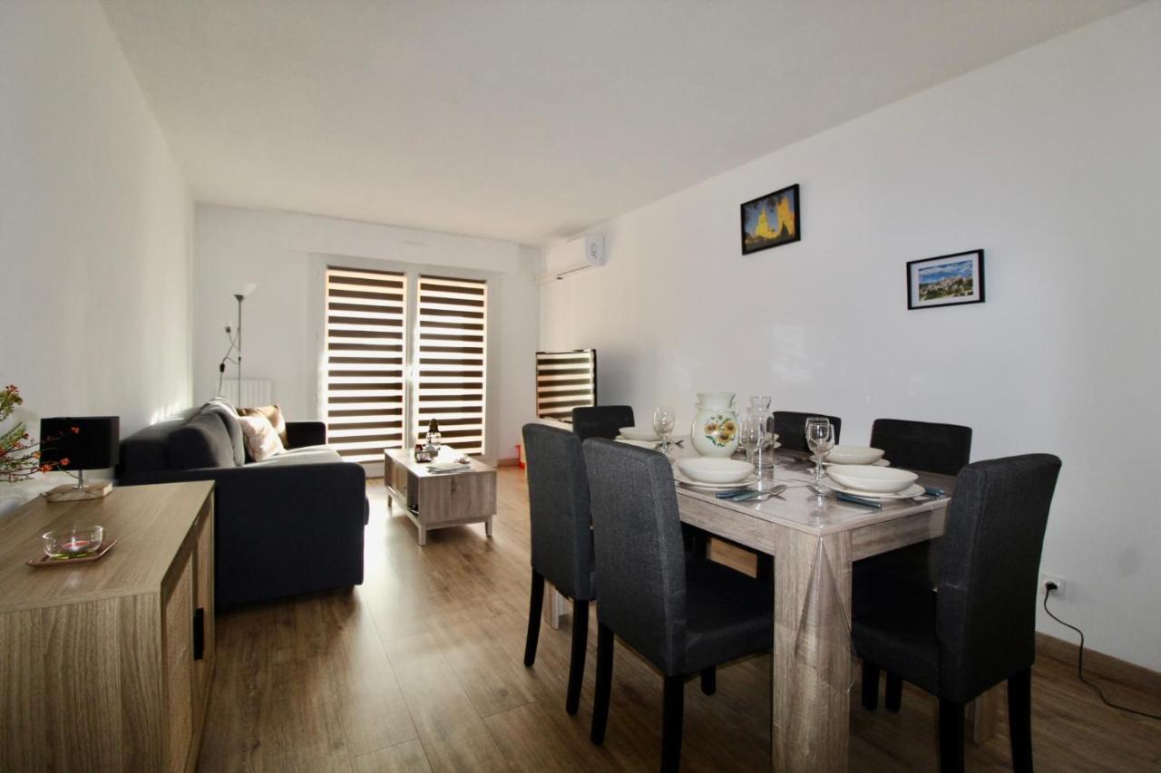 Logement Renove Avec Mobilier 2023 Lejlighed Avignon Eksteriør billede
